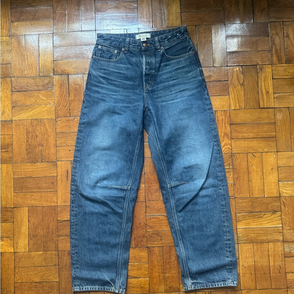 Madewell Curvy Tall Darted Barrel Jeans in Danver Wash